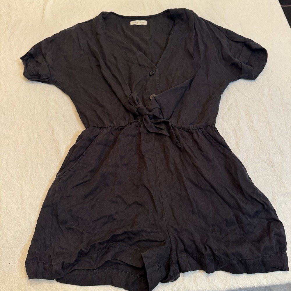 Lou & Grey Loft Romper Small Black 100% Lyocell Tie Front Pocket Short Jumpsuit